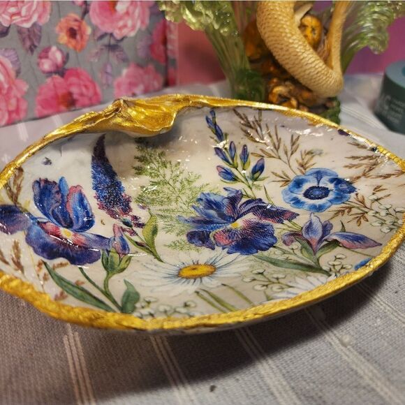 DECOUPAGE CLAM SHELL DECOUPAGE FLOWERS TRINKET DISH - Picture 5 of 11